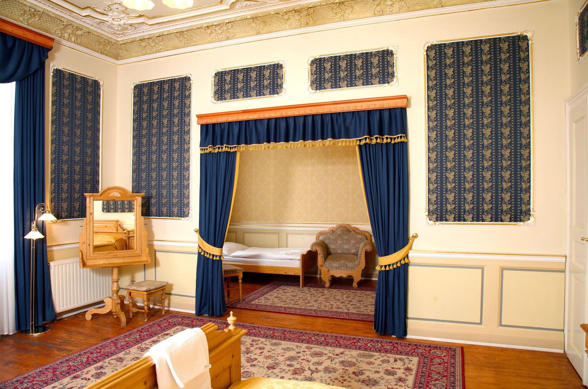 Hotel Heluan Karlovy Vary Exterior foto