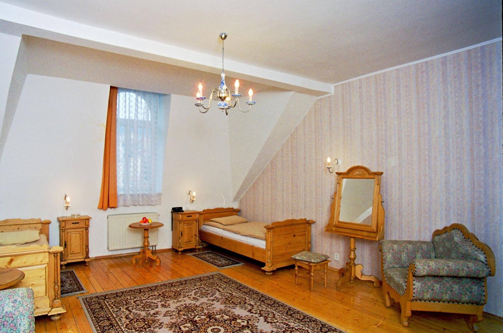 Hotel Heluan Karlovy Vary Exterior foto