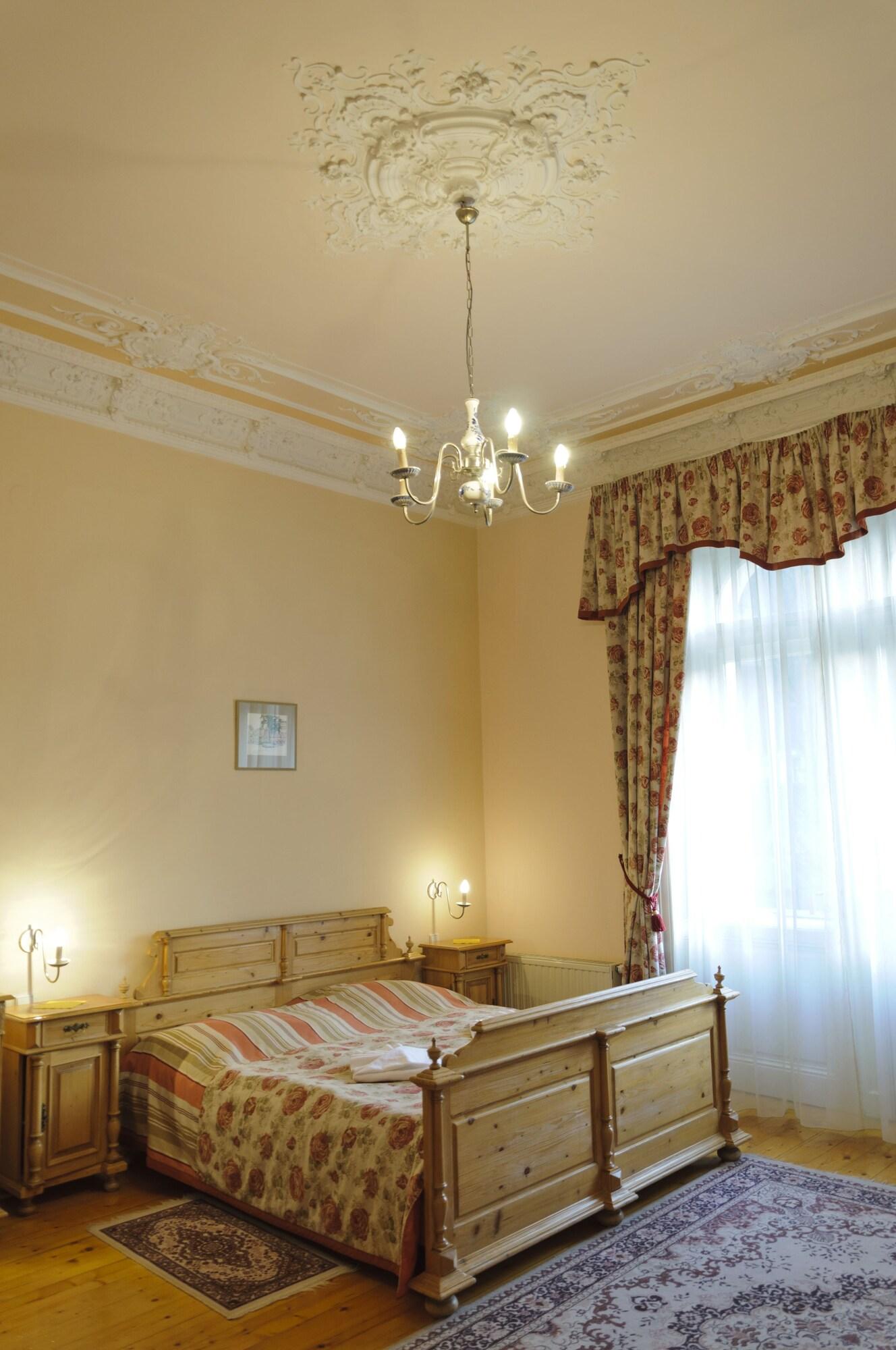 Hotel Heluan Karlovy Vary Exterior foto