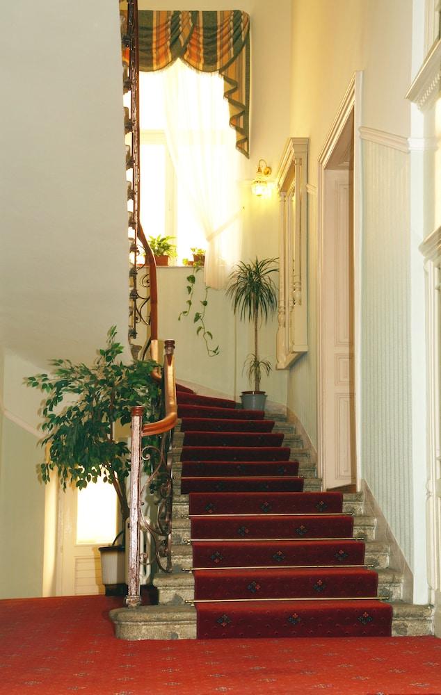 Hotel Heluan Karlovy Vary Exterior foto