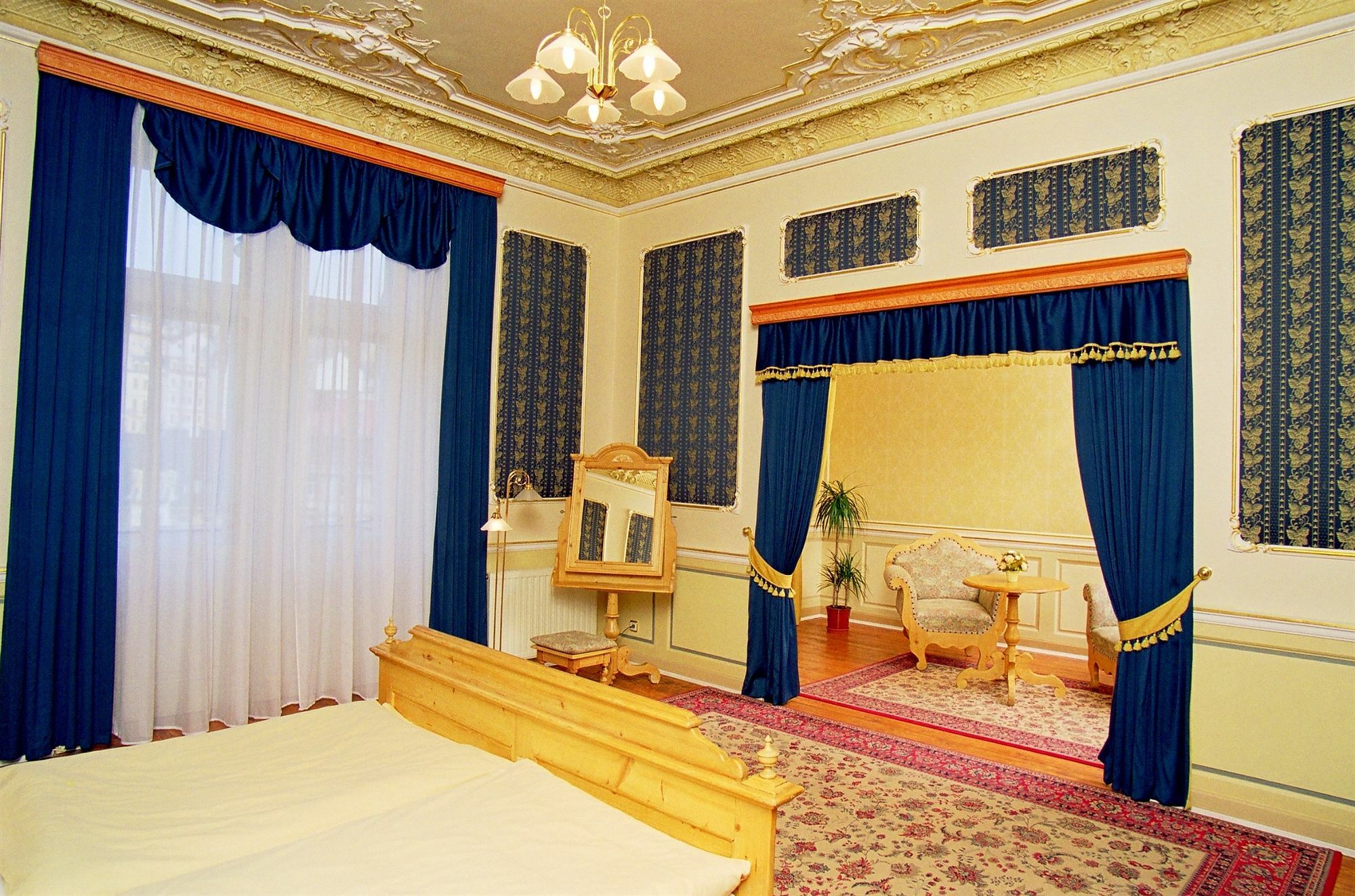 Hotel Heluan Karlovy Vary Exterior foto